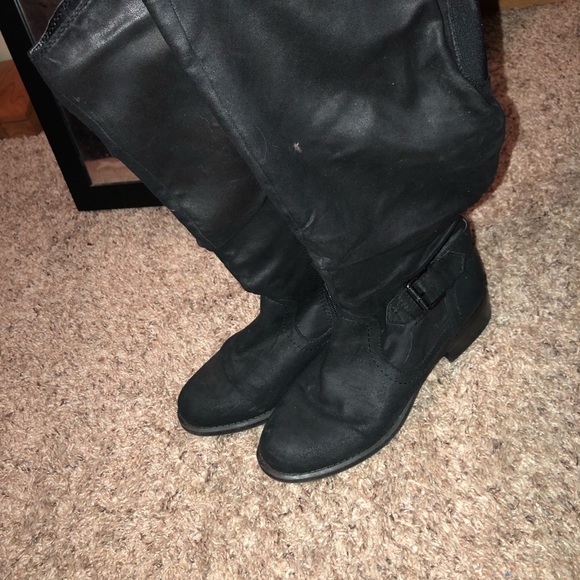 Knee high boots - Picture 3 of 4